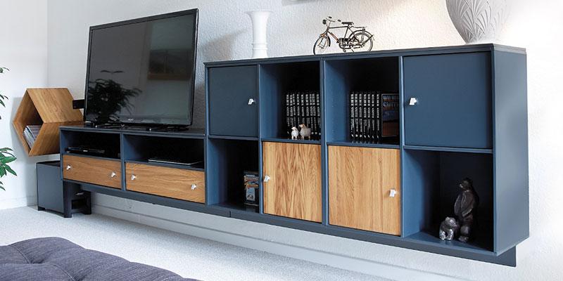 Square reol system i blå med træ låger